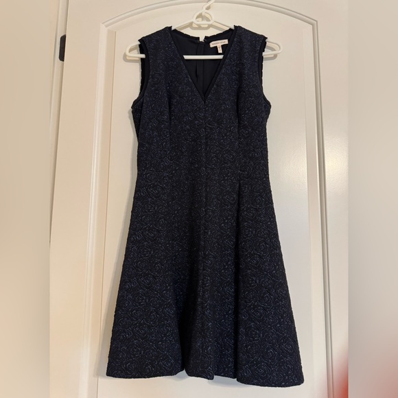Rebecca Taylor Dresses & Skirts - Rebecca Taylor Rose Stretch Jacquard fit-and-flare dress